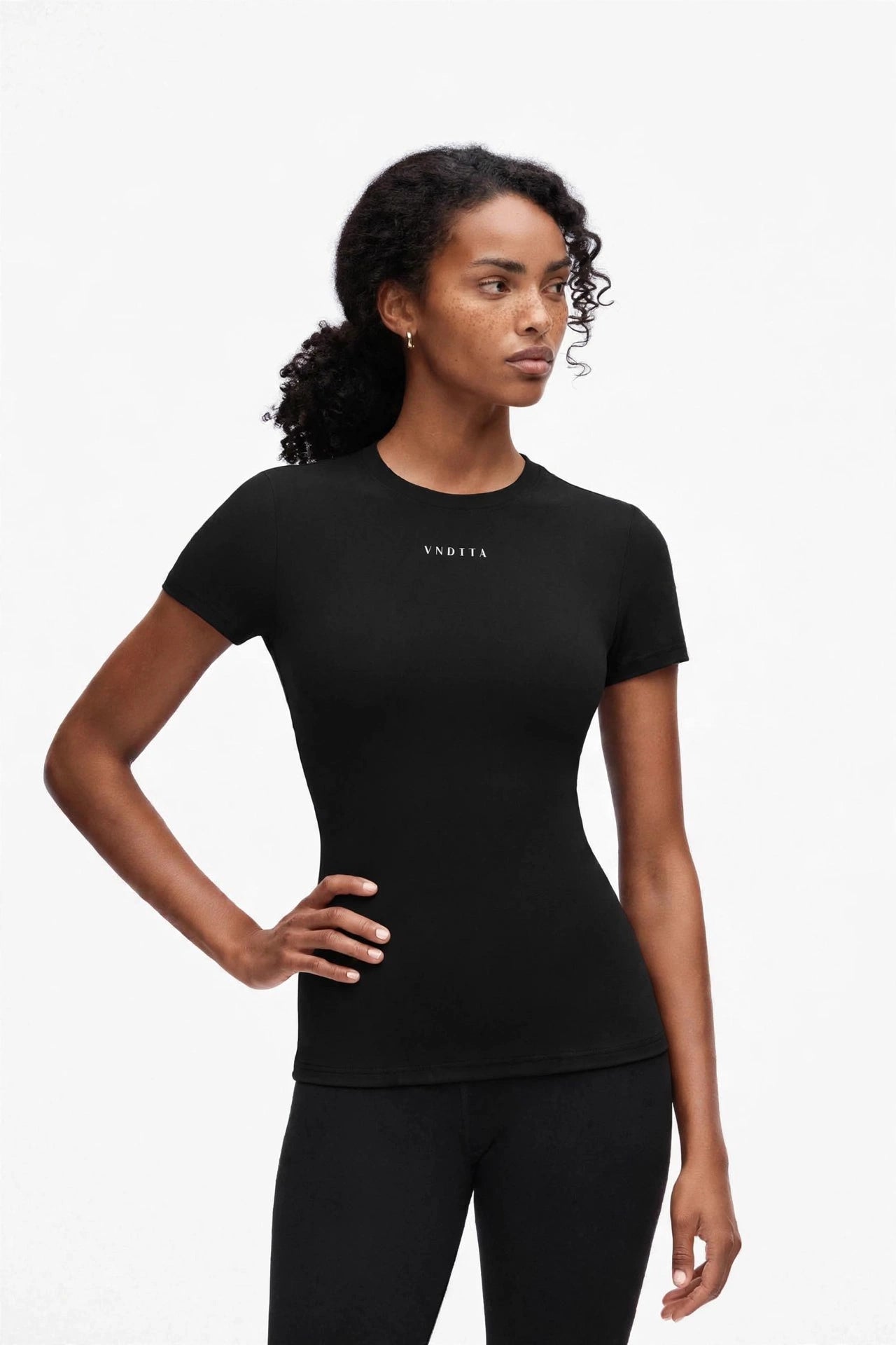 Black - Shaping tee