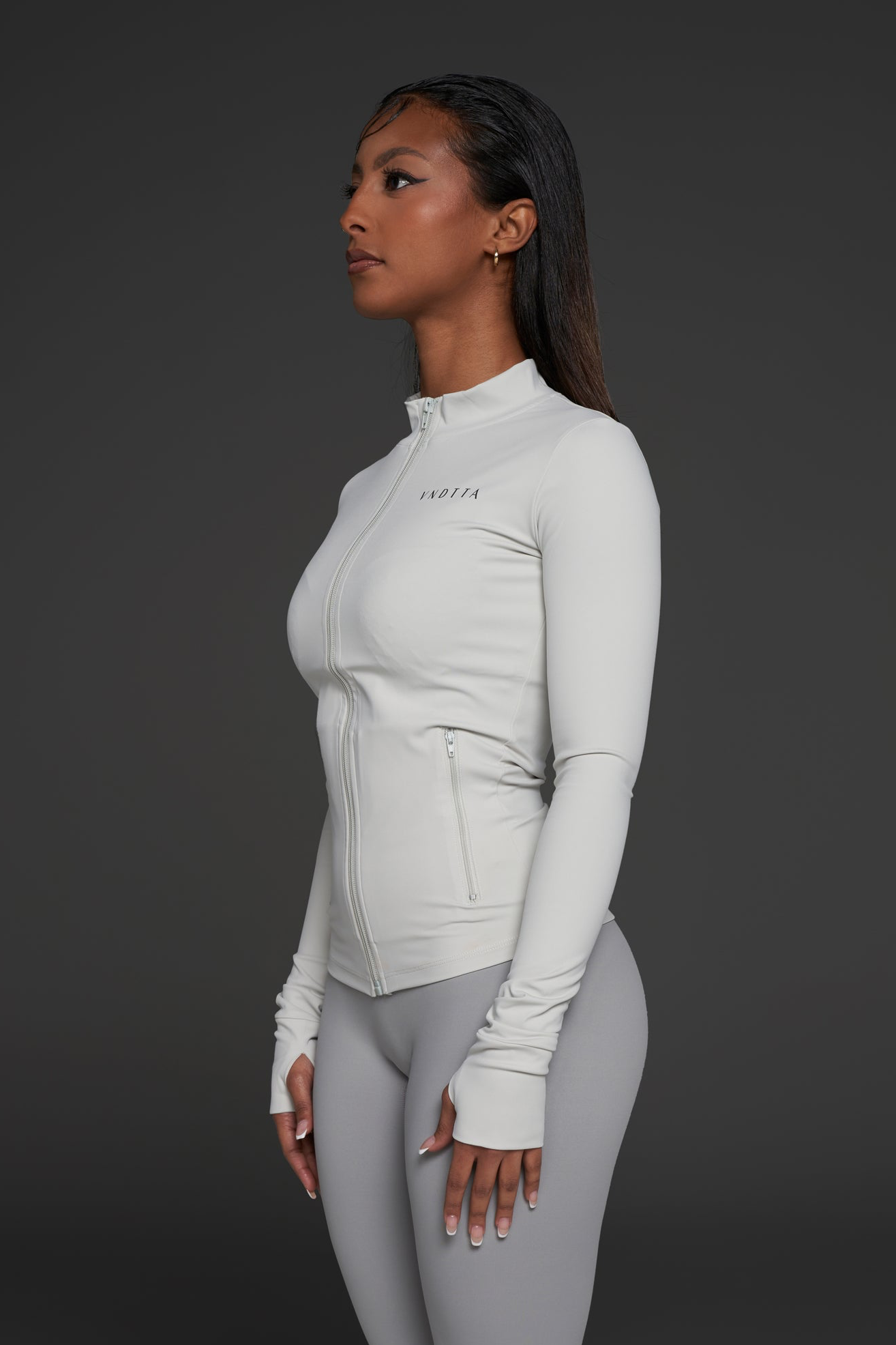 V CLOUD WHITE LONG SLEEVE